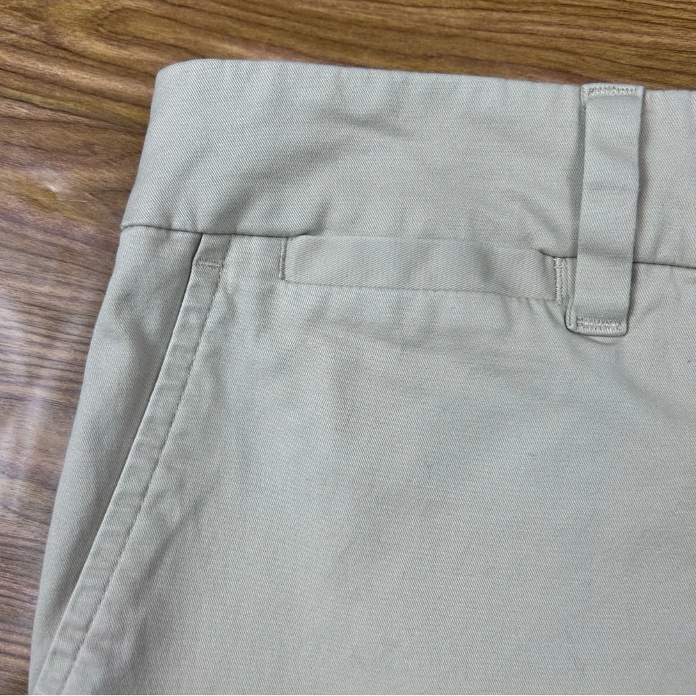 Talbots Perfect Short Tan Khaki Chino Shorts 6.5” Inseam - Size 16